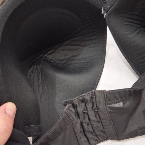 🌰Cacique Black Bra - Picture 8 of 11